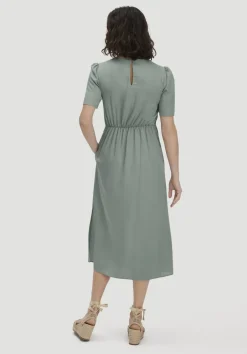 hessnatur Kleid mit Raffung Midi aus reinem SaXcell®Lyocell von mattgrün Sale