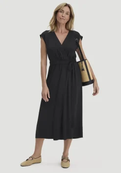 hessnatur Kleid mit Wickeloptik Midi aus LENZING™ ECOVERO™ von schwarz Outlet