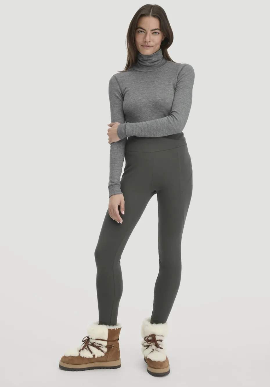 hessnatur Leggings High Waist ACTIVE COMFORT aus Bio-Baumwolle von tannengrün New