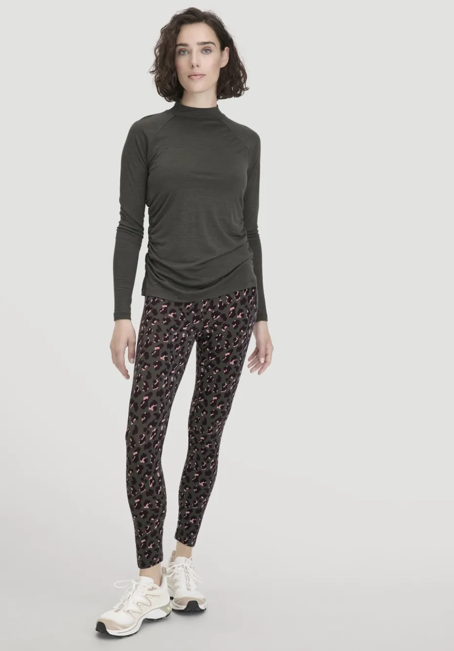 hessnatur Leggings Medium Cut ACTIVE LIGHT aus Bio-Baumwolle von tannengrün Clearance