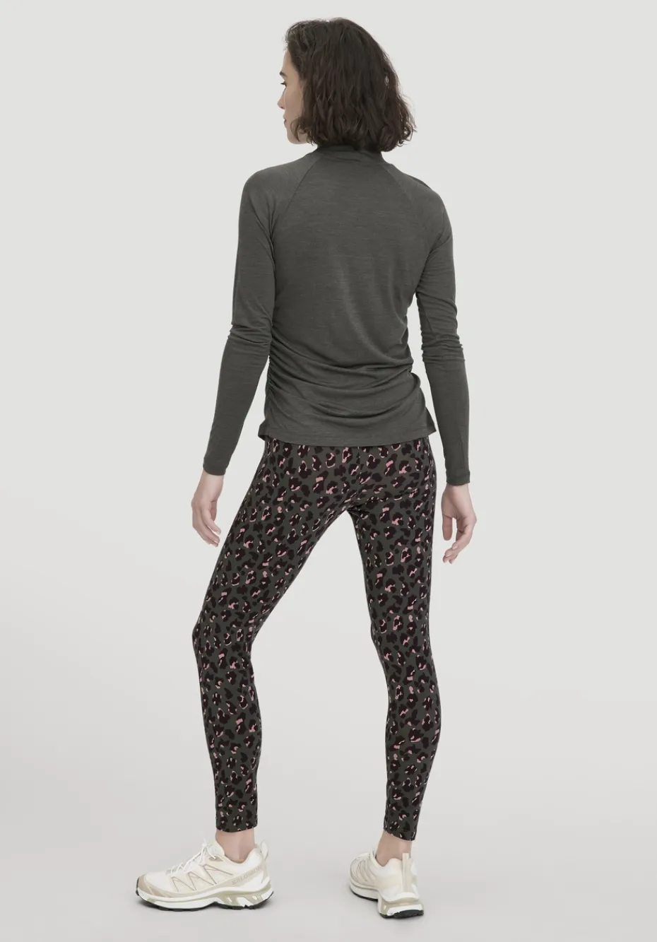 hessnatur Leggings Medium Cut ACTIVE LIGHT aus Bio-Baumwolle von tannengrün Clearance