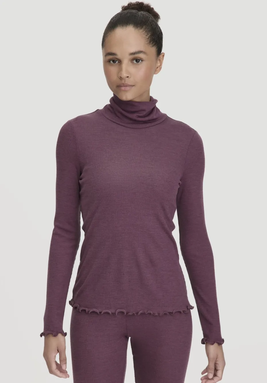 hessnatur Longsleeve mit Rollkragen WARM TOUCH aus Bio-Merinowolle und TENCEL™ Lyocell von brombeere Best