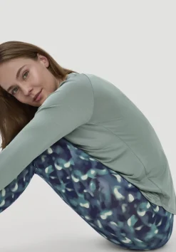 hessnatur Longsleeve Regular ACTIVE COMFORT aus TENCEL™ Lyocell von mattgrün Clearance