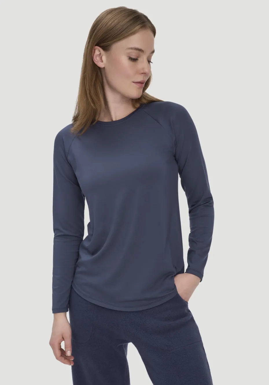hessnatur Longsleeve Regular ACTIVE COMFORT aus TENCEL™ Lyocell von mitternachtsblau
