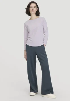 hessnatur Longsleeve Relaxed aus reiner Bio-Baumwolle von pastell lavendel New