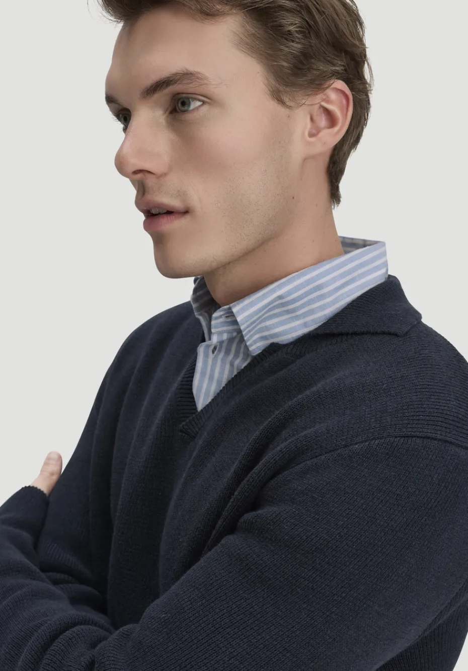 hessnatur Milano Strick Polo Regular aus Leinen mit Bio-Baumwolle und LENZING™ ECOVERO™ Viskose von marine New