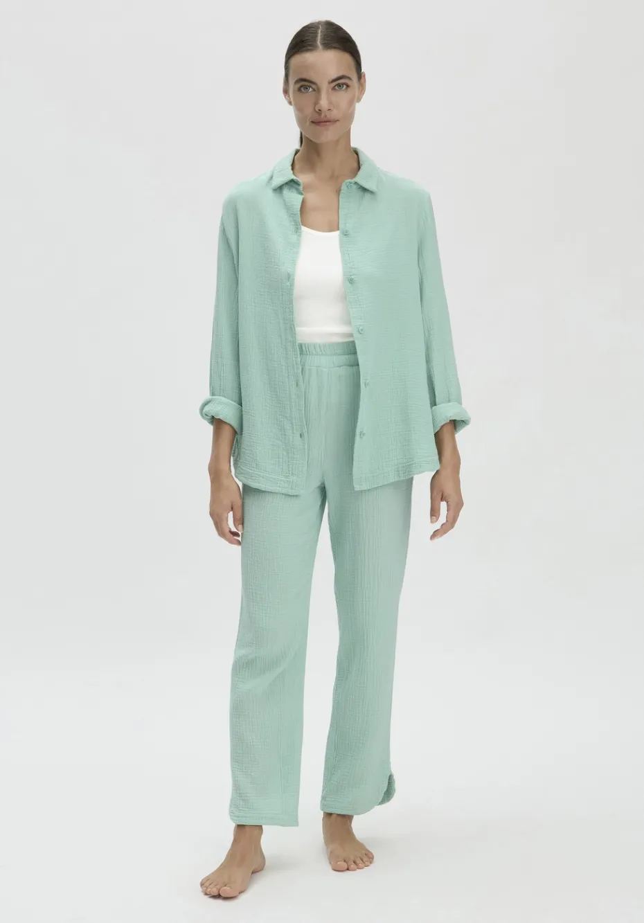 hessnatur Musselin Schlafhose Regular PURE COMFORT aus reiner Bio-Baumwolle von jadegrün Sale