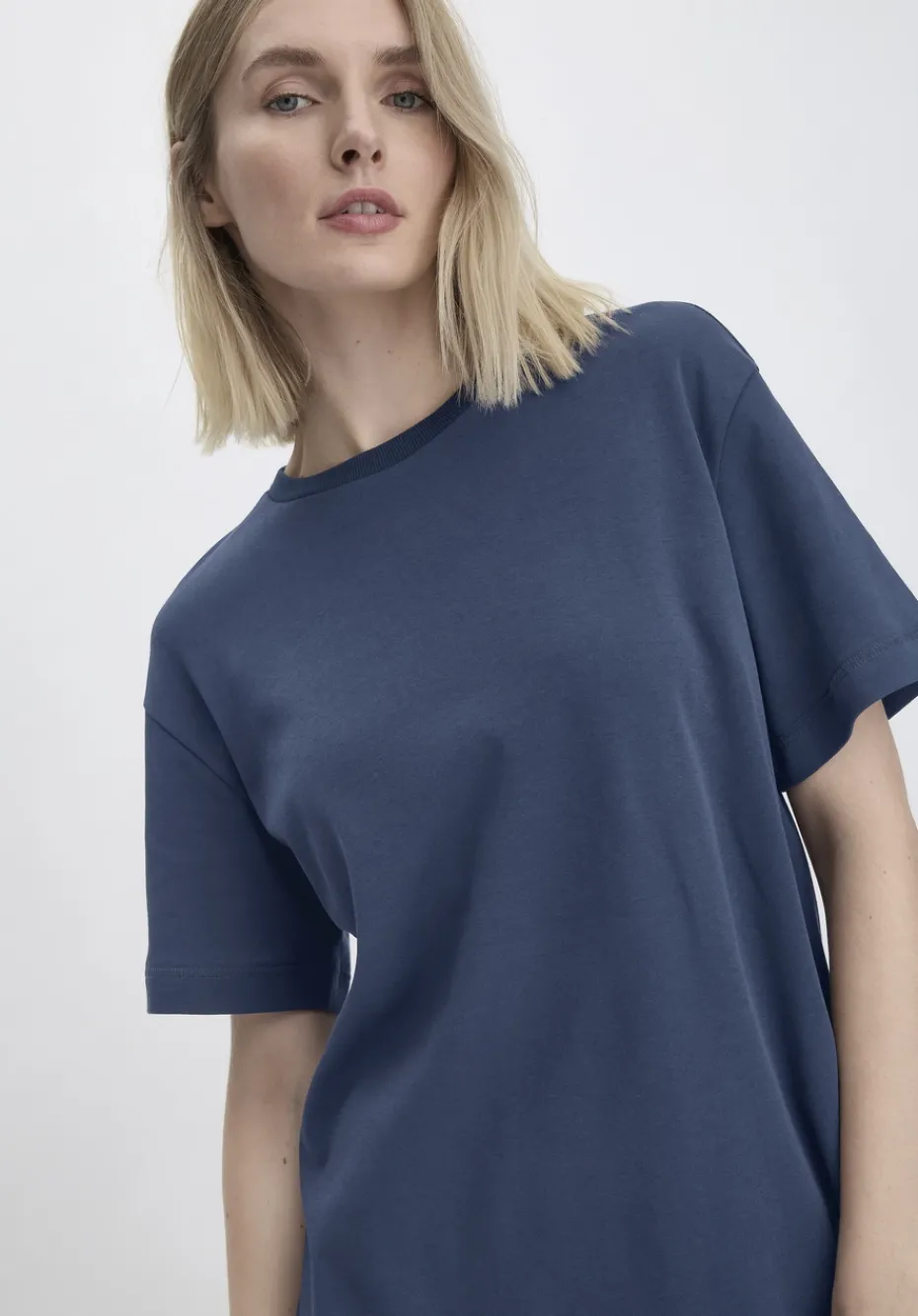 hessnatur Nachthemd PURE COTTON aus reiner Bio-Baumwolle von dunkelblau