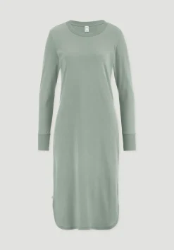 hessnatur Nachthemd PURE COTTON aus reiner Bio-Baumwolle von mattgrün