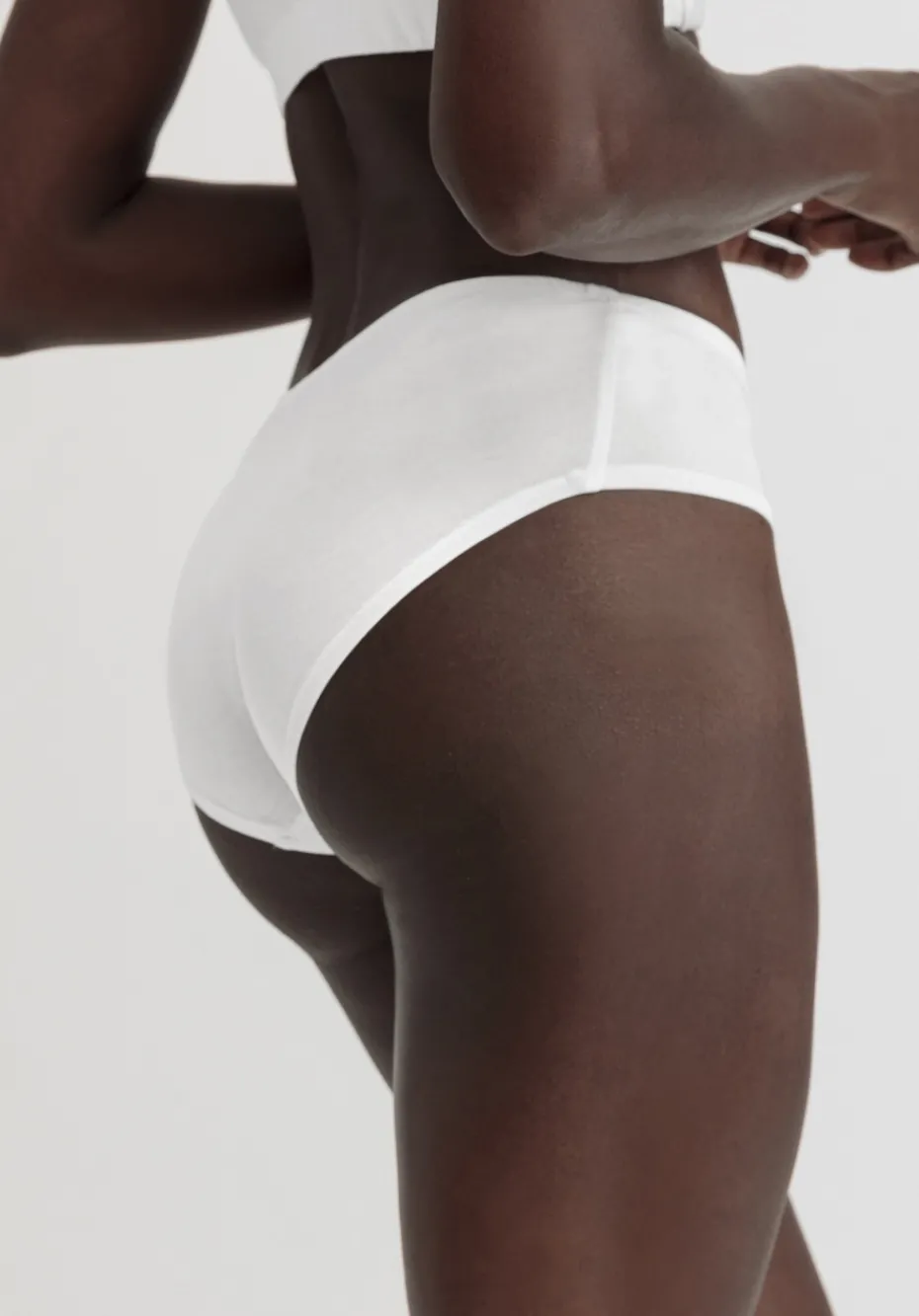 hessnatur Panty Regular Cut COTTON FEEL aus Bio-Baumwolle von naturweiss