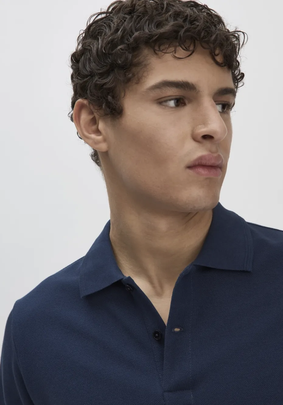 hessnatur Piqué Polo Regular aus reiner Bio-Baumwolle von nachtblau Hot