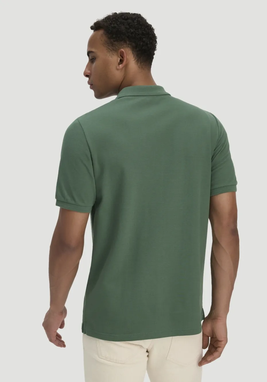 hessnatur Piqué Polo Regular aus reiner Bio-Baumwolle von efeugrün Sale
