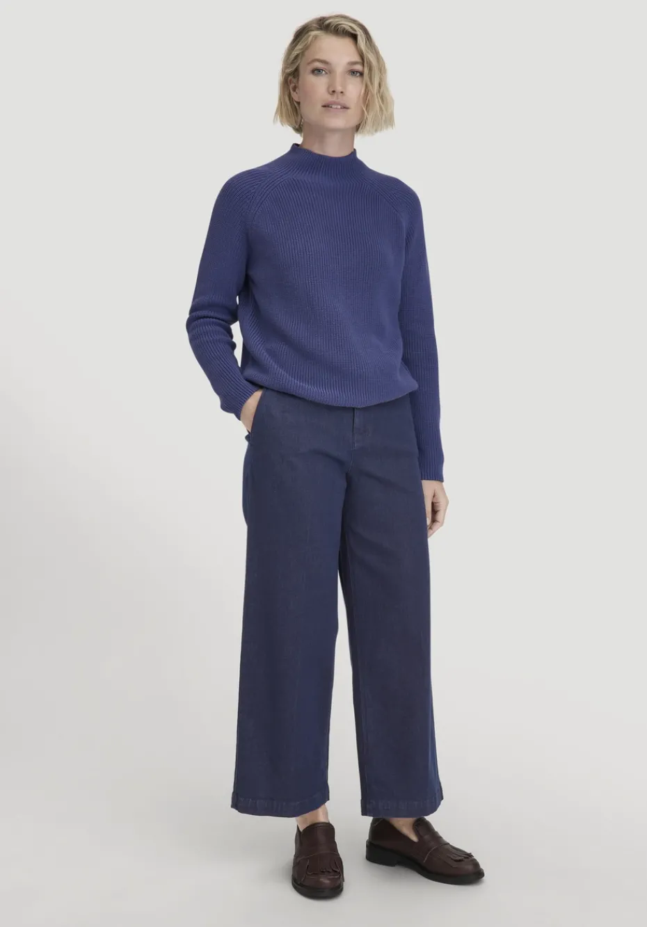 hessnatur Pullover Relaxed aus reiner Bio-Baumwolle von irisblau