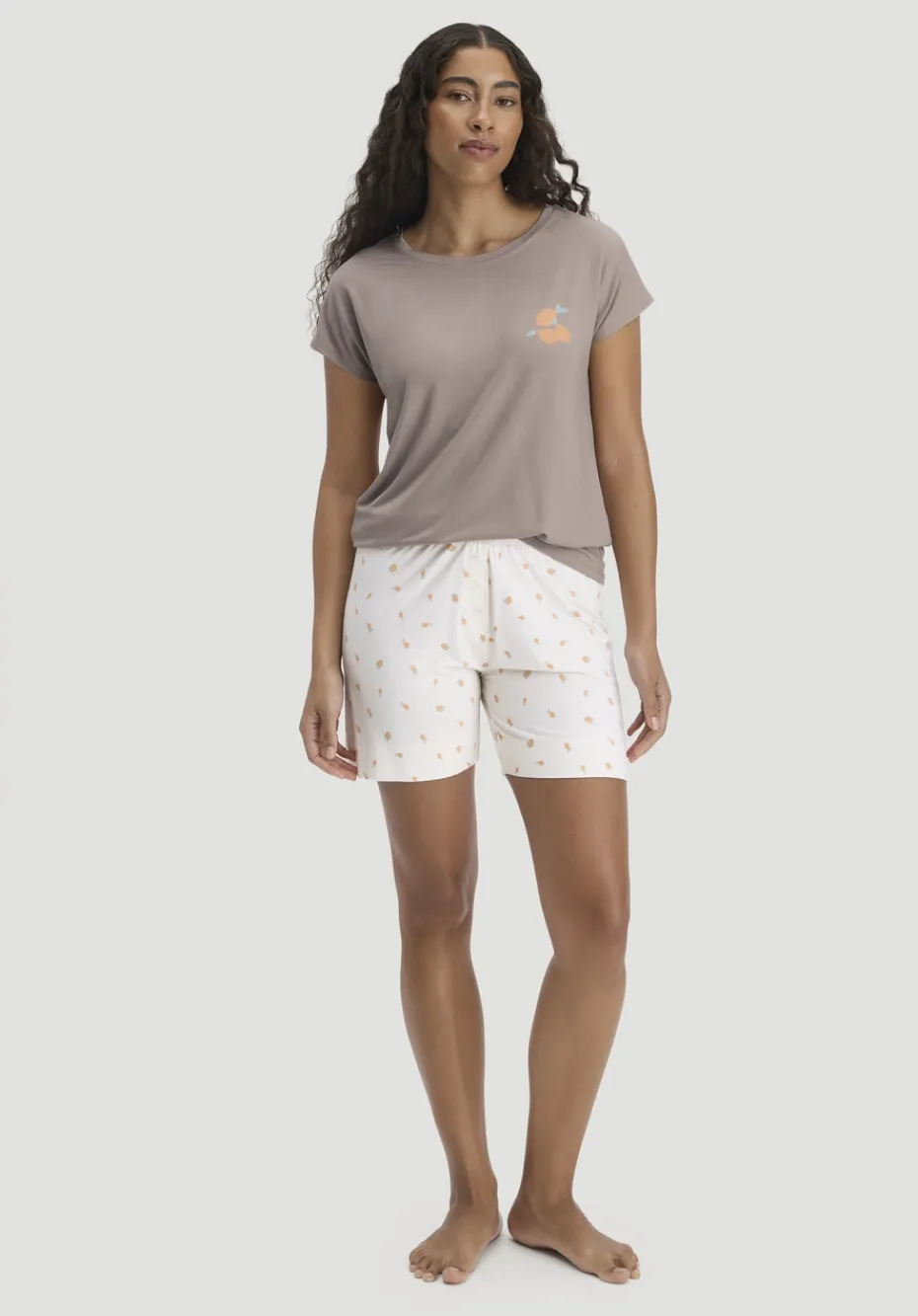 hessnatur Pyjama PURE FLOW aus TENCEL™ Modal von mandelbraun