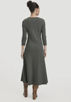 hessnatur Rib Kleid Midi Slim aus Bio-Baumwolle von tannengrün Clearance