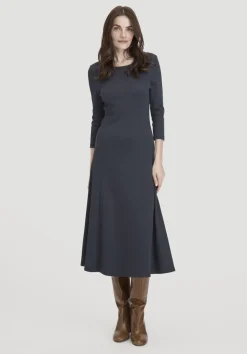 hessnatur Rib Kleid Midi Slim aus Bio-Baumwolle von marine Online