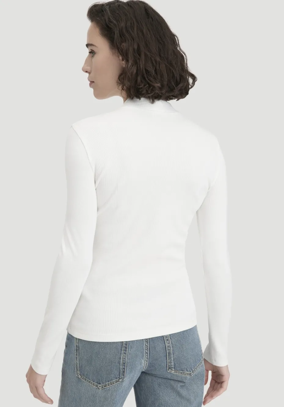 hessnatur Rib Longsleeve Slim aus Bio-Baumwolle von naturweiss New