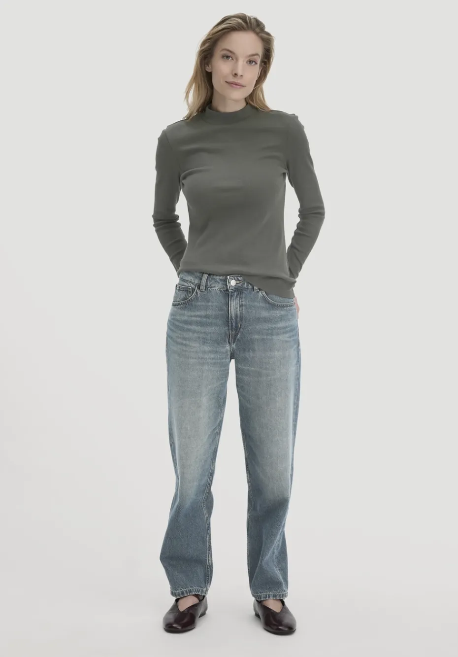 hessnatur Rib Longsleeve Slim aus Bio-Baumwolle von tannengrün Hot