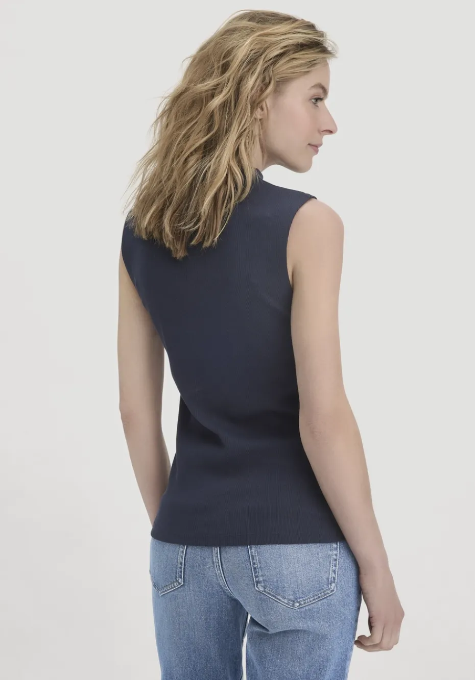 hessnatur Rib Top Slim aus Bio-Baumwolle von marine Sale