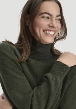 hessnatur Rollkragen Pullover Relaxed BETTER RECYCLING aus reinem Cashmere von tannengrün Hot