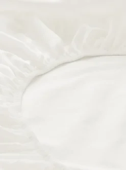 hessnatur Satin Spannbettlaken aus reiner Bio-Baumwolle von naturweiss Best