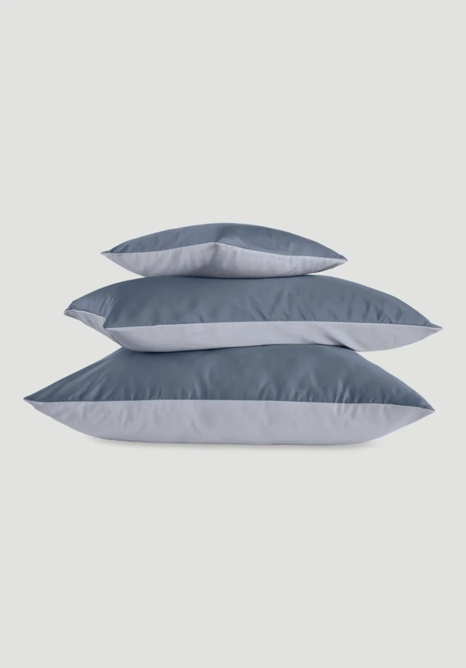 hessnatur Satin Wende-Kissenbezug aus reiner Bio-Baumwolle von stahlblau Hot