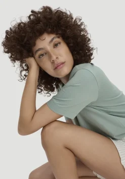 hessnatur Schlaf T-Shirt PURE COTTON aus reiner Bio-Baumwolle von mattgrün Sale