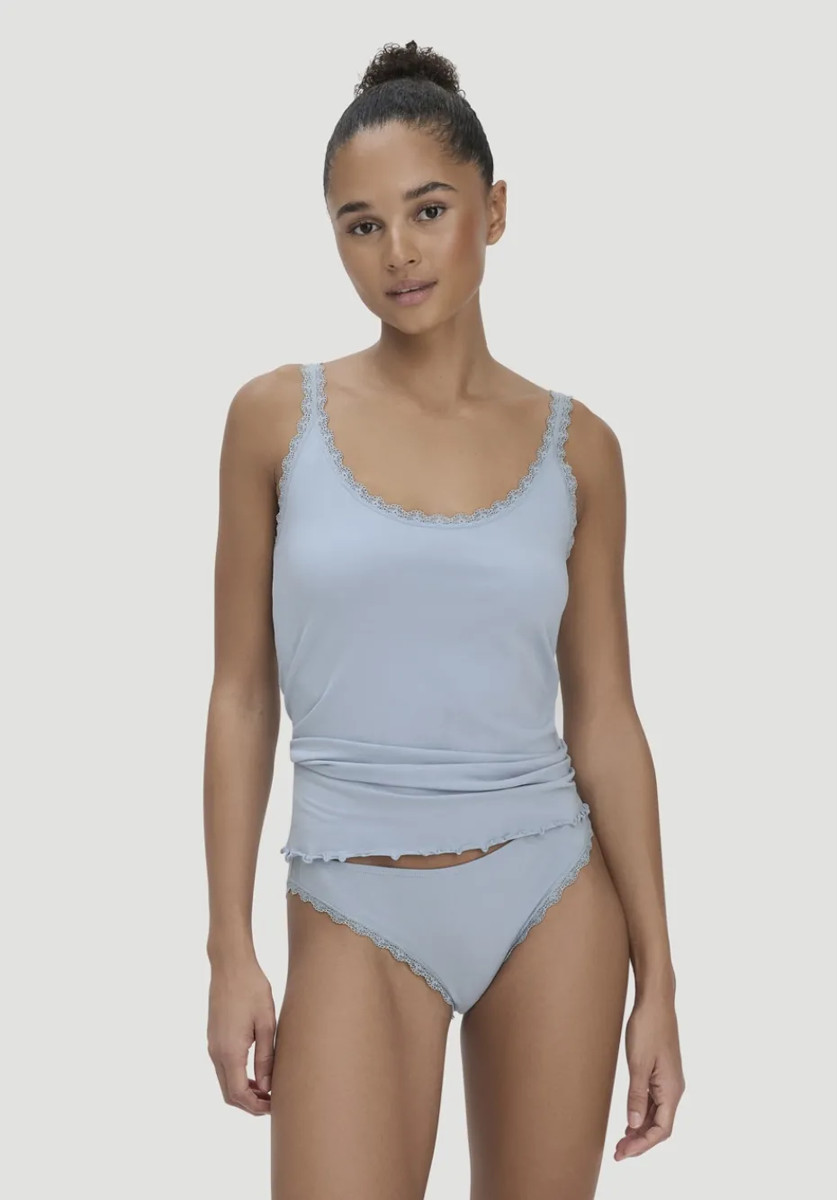 hessnatur Slip Regular Cut COTTON FEEL LACE aus Bio-Baumwolle von nordisch blau Hot
