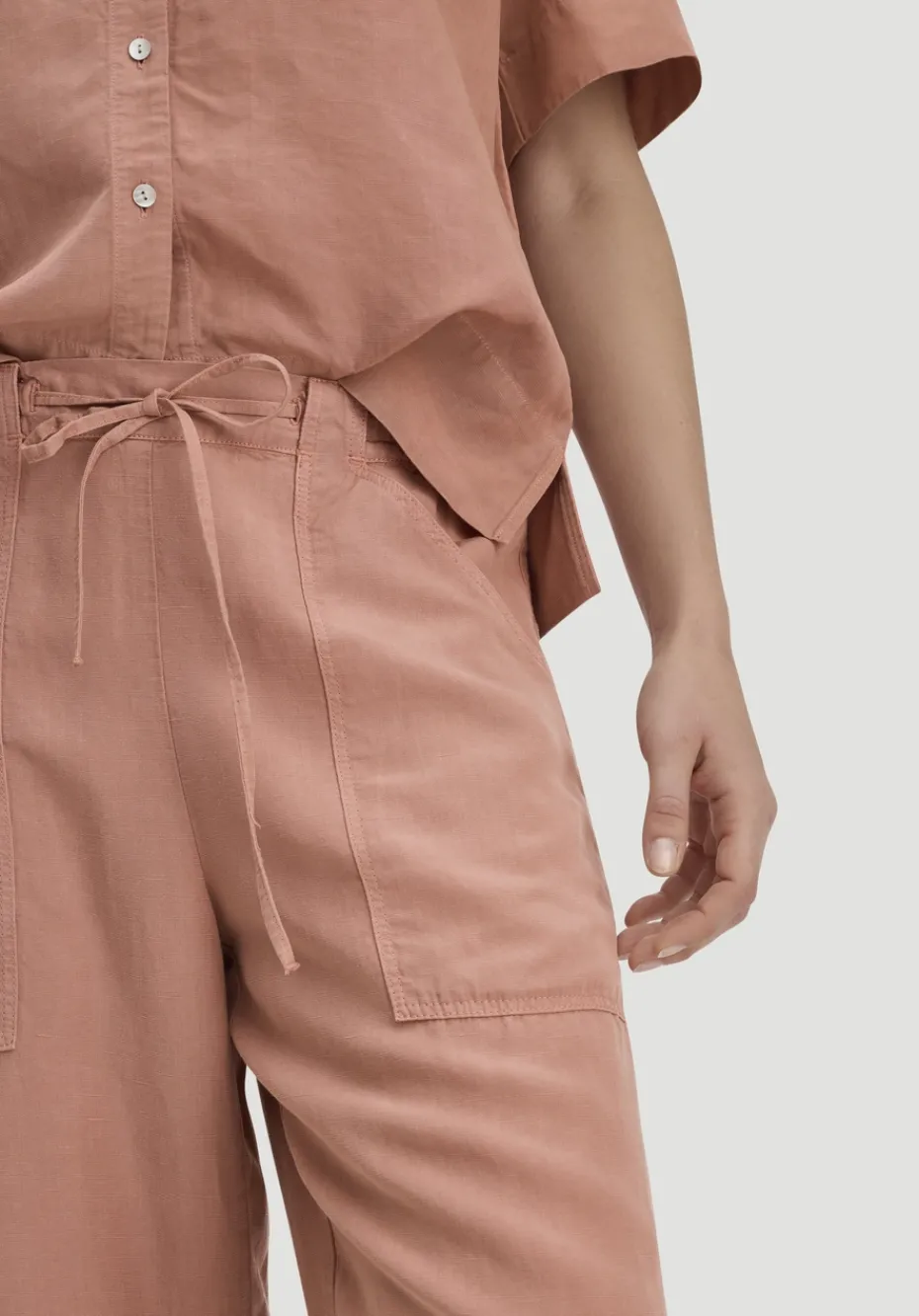 hessnatur Soft Utility Hose aus TENCEL™ Lyocell mit Leinen von rosé New