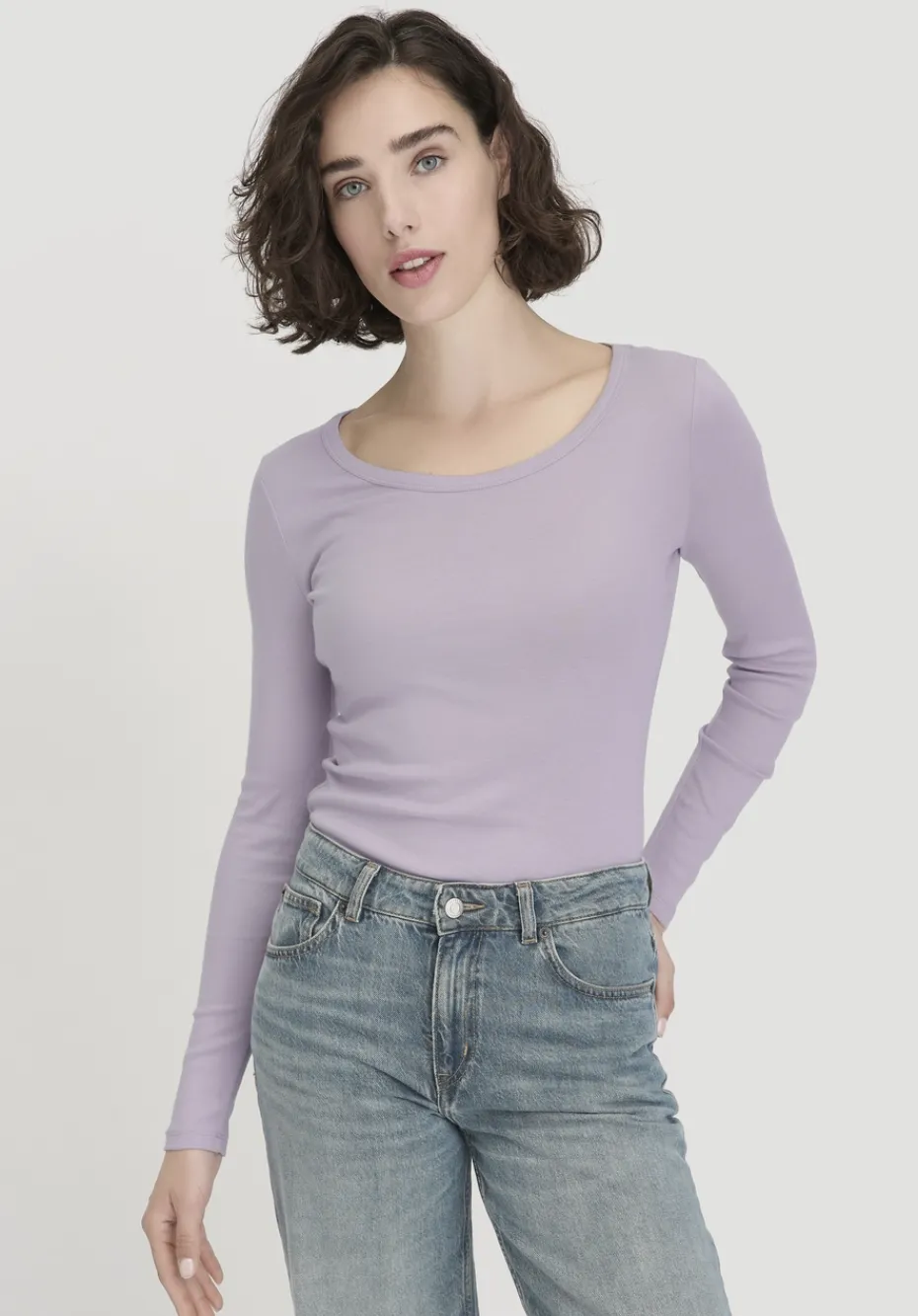 hessnatur Softrib Longsleeve Fitted aus Bio-Baumwolle und TENCEL™ Modal von pastell lavendel Sale