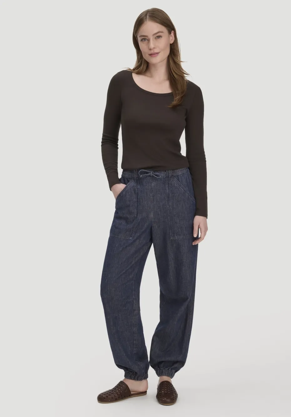 hessnatur Softrib Longsleeve Fitted aus Bio-Baumwolle und TENCEL™ Modal von kakao braun Sale
