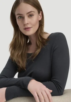 hessnatur Softrib Longsleeve Fitted aus Bio-Baumwolle und TENCEL™ Modal von schwarz Best