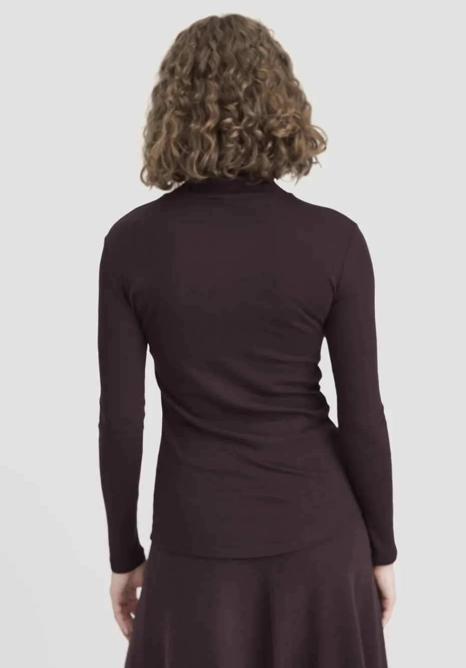hessnatur Softrib Longsleeve Fitted aus Bio-Baumwolle und TENCEL™ Modal von schwarzbeere Discount