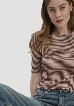 hessnatur Softrib Streifen T-Shirt Fitted aus Bio-Baumwolle und TENCEL™ Modal von rosé Online