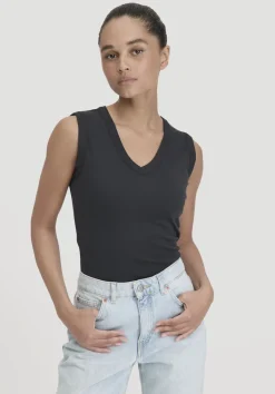 hessnatur Softrib Top Fitted aus Bio-Baumwolle und TENCEL™ Modal von schwarz Discount