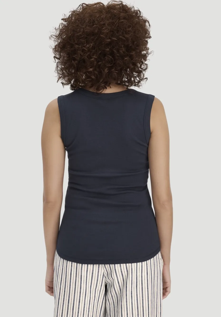 hessnatur Softrib Top Fitted aus Bio-Baumwolle und TENCEL™ Modal von marine Sale
