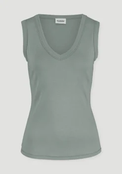 hessnatur Softrib Top Fitted aus Bio-Baumwolle und TENCEL™ Modal von mattgrün New