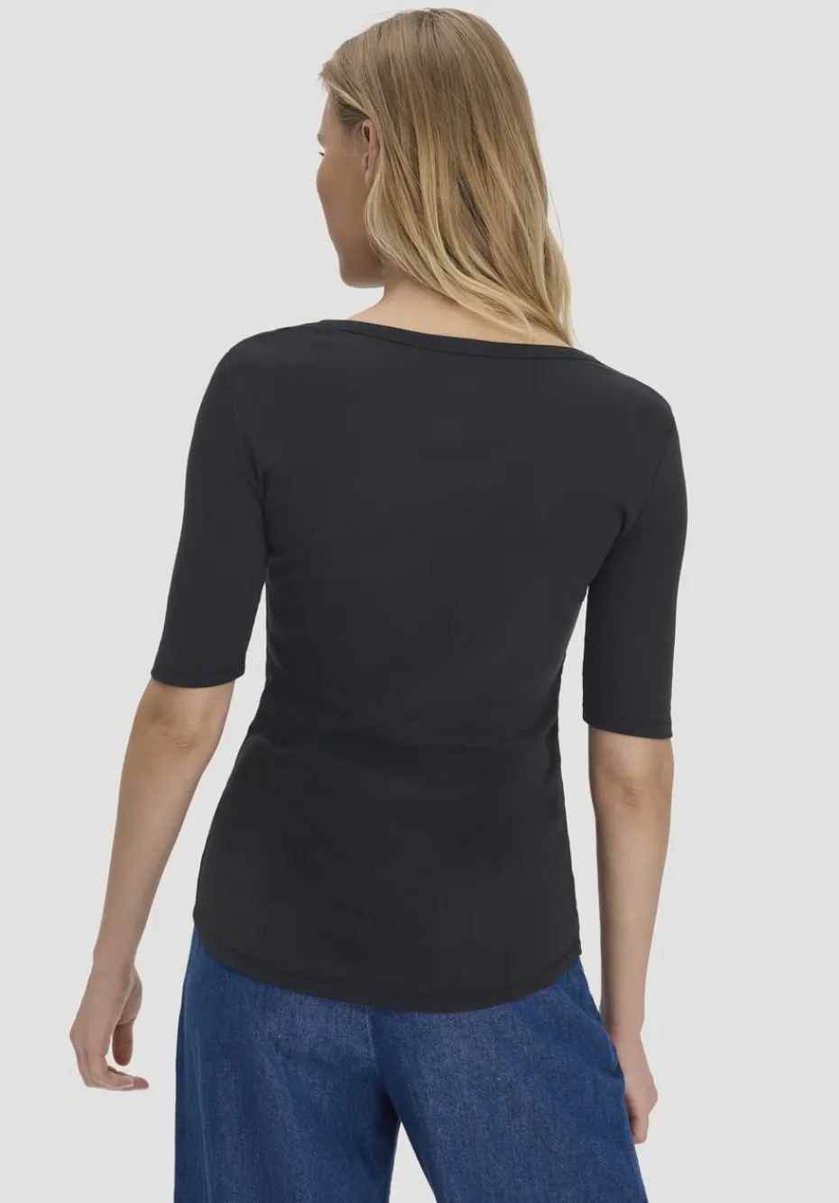 hessnatur Softrib T-Shirt Fitted aus Bio-Baumwolle und TENCEL™ Modal von schwarz Sale