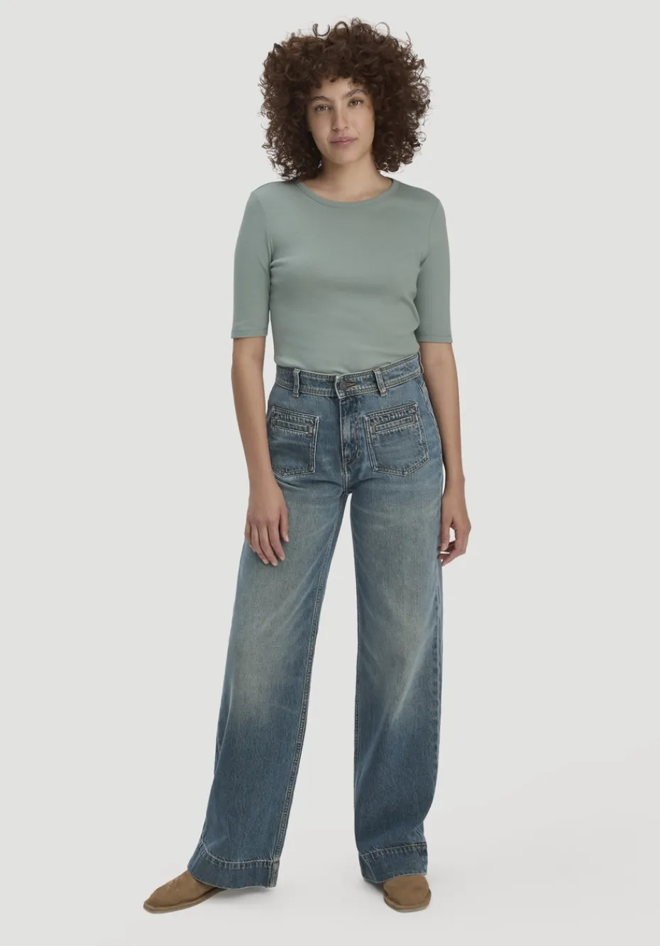hessnatur Softrib T-Shirt Fitted aus Bio-Baumwolle und TENCEL™ Modal von mattgrün Online