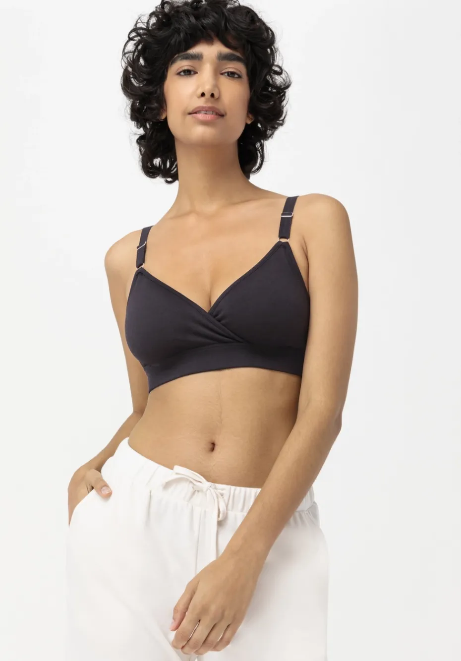 hessnatur Still-Bustier bügelllos COTTON FEEL aus Bio-Baumwolle von schwarz Hot