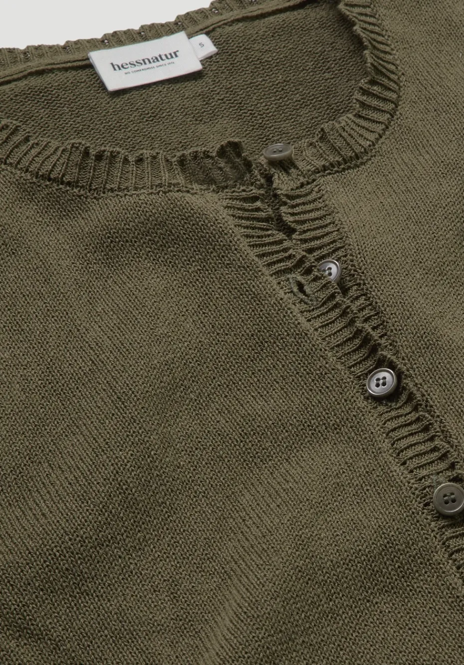 hessnatur Strick Jacke Regular aus Leinen mit Bio-Baumwolle und LENZING™ ECOVERO von goldoliv Sale