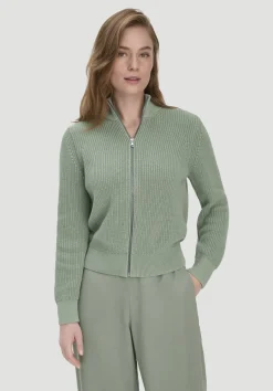 hessnatur Strick Jacke Regular aus reiner Bio-Baumwolle von mattgrün Sale