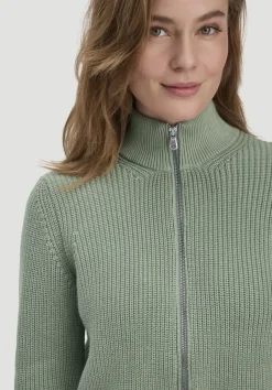 hessnatur Strick Jacke Regular aus reiner Bio-Baumwolle von mattgrün Sale