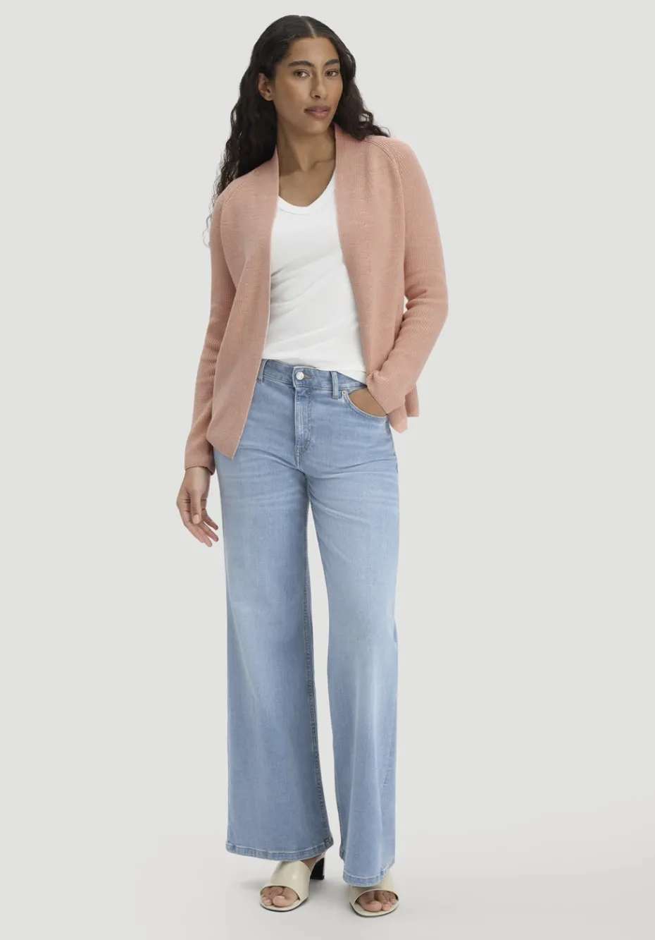 hessnatur Strick Jacke Regular aus reiner Bio-Baumwolle von rosé Best