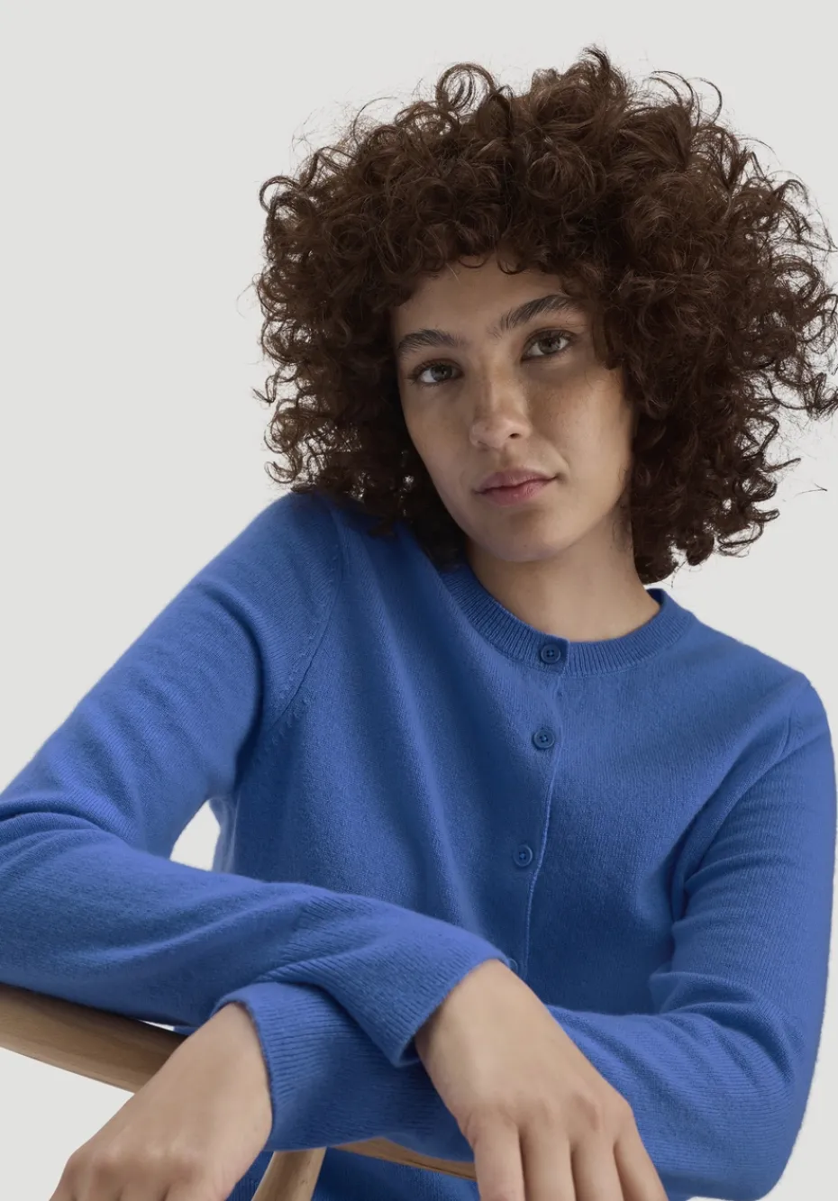 hessnatur Strick Jacke Regular BETTER RECYCLING aus reinem Cashmere von kornblume Clearance