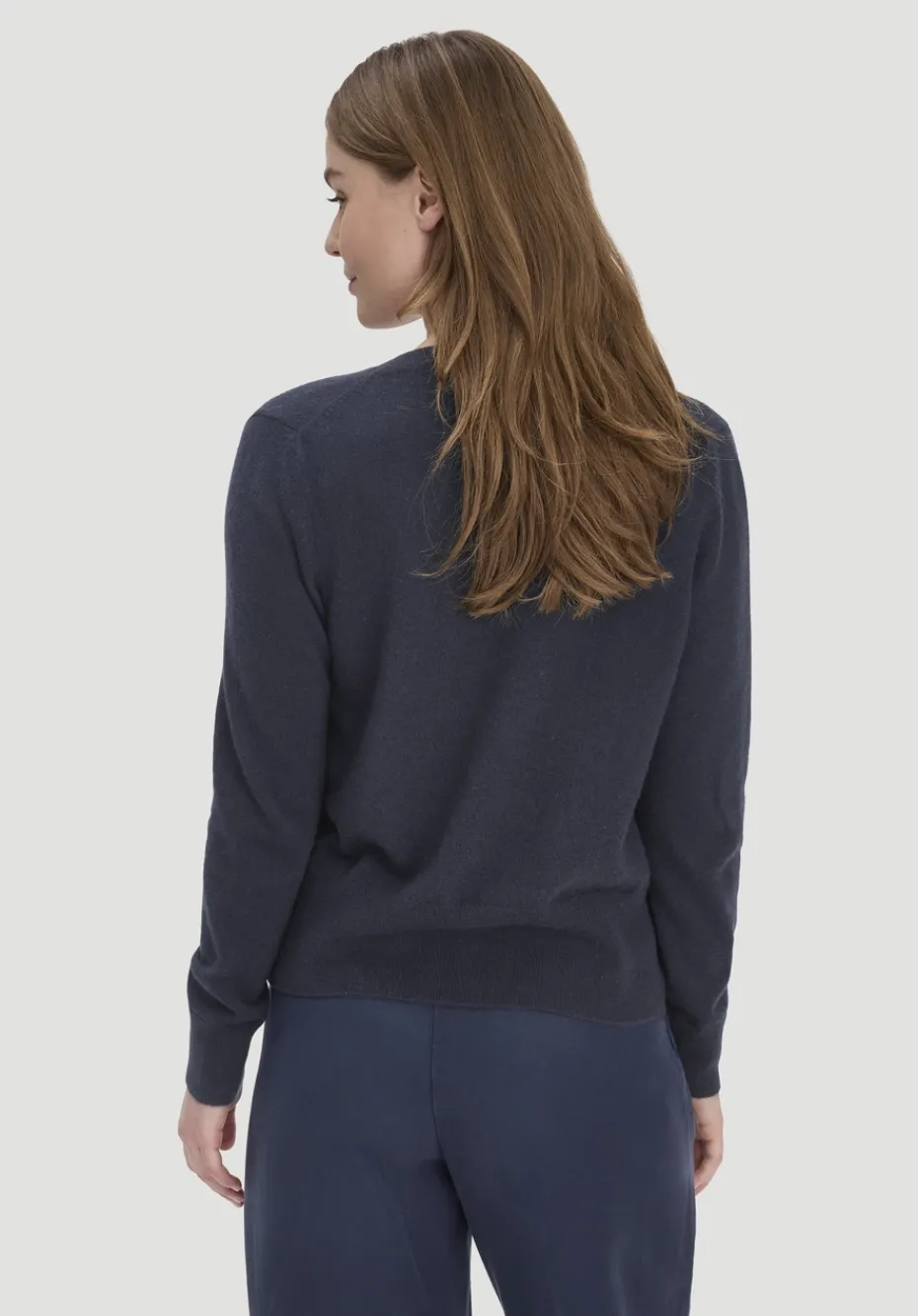 hessnatur Strick Jacke Regular BETTER RECYCLING aus reinem Cashmere von marine Best