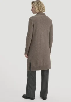 hessnatur Strick Jacke Relaxed aus Bio-Merinowolle mit Bio-Baumwolle von camel Hot