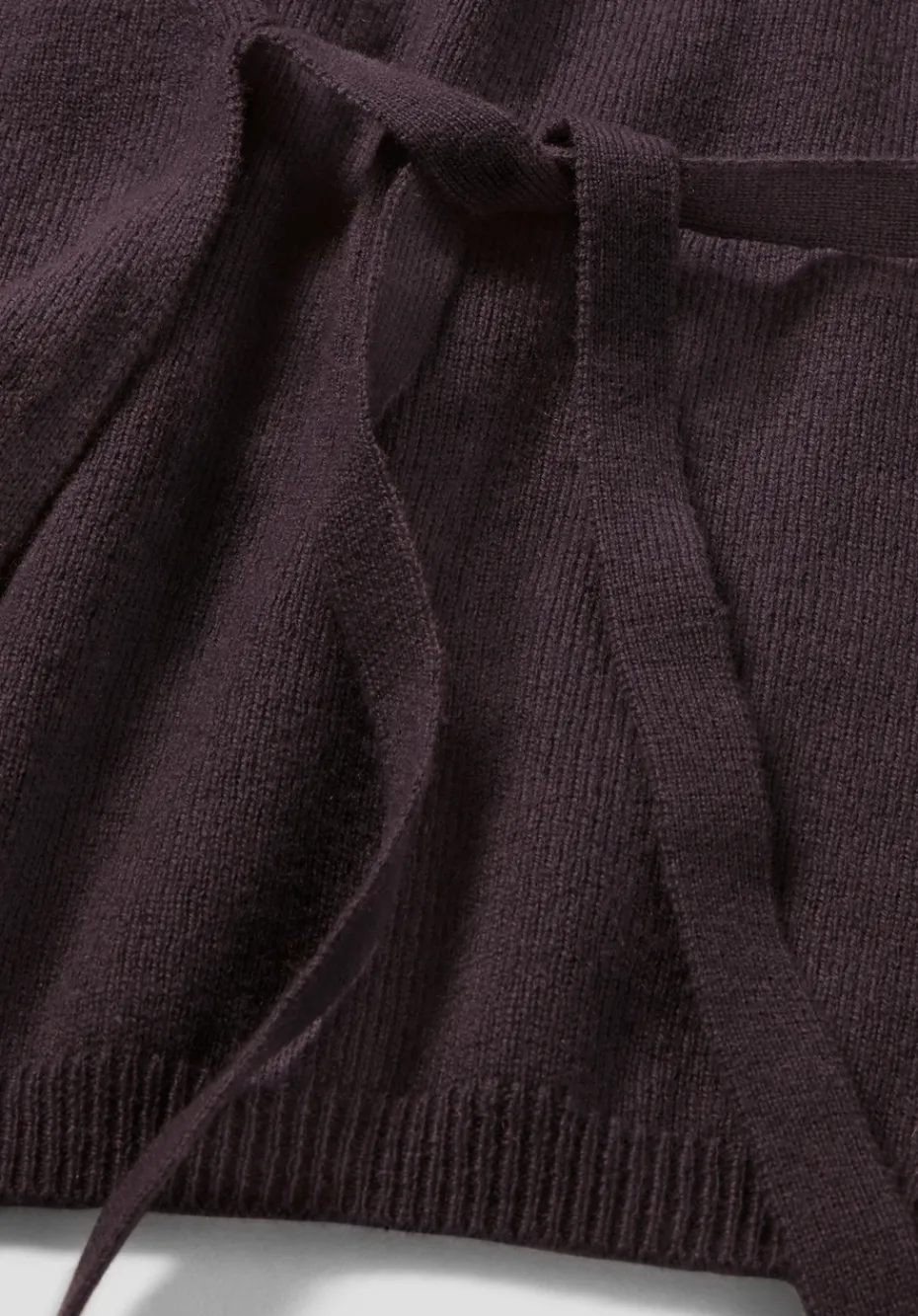 hessnatur Strick Jacke Relaxed aus Bio-Merinowolle mit Cashmere von schwarzbeere Outlet