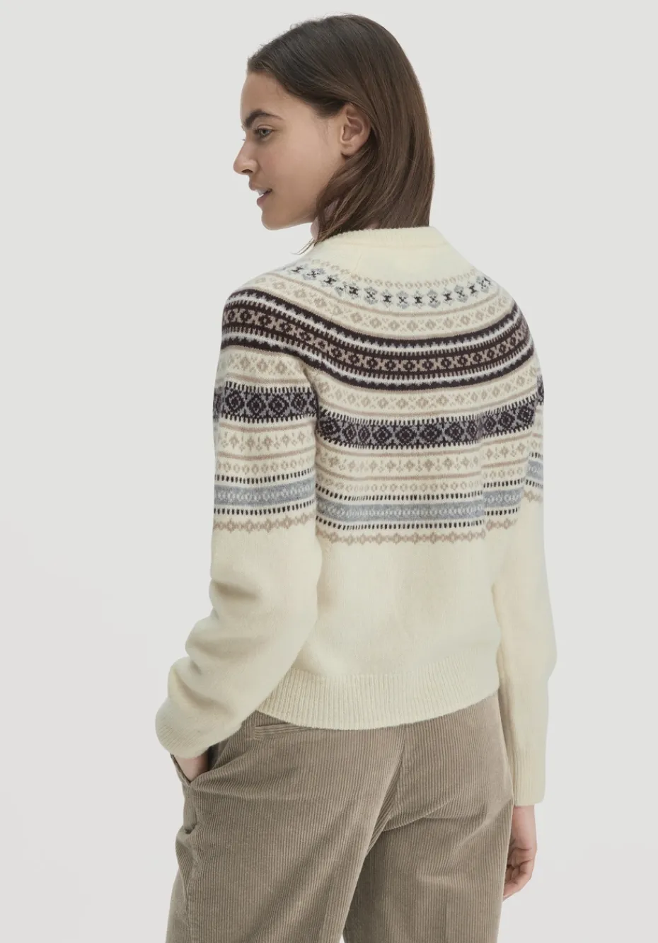 hessnatur Strick Jacke Relaxed BETTER RECYCLING aus reiner Bio-Merinowolle von cocos Hot