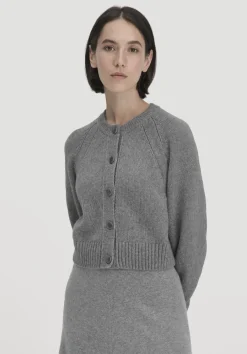 hessnatur Strick Jacke Relaxed Cropped aus Bio-Merinowolle mit Bio-Baumwolle von grau Best